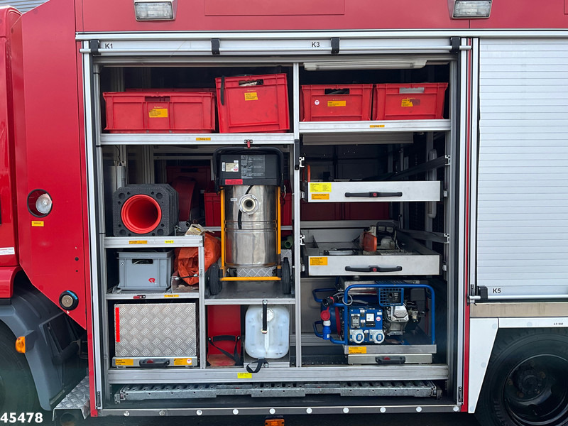 DAF FA 45 LF 150 Brandweer materiaalwagen + Mucar M5A-FOX Brandweer materiaal aanhangwagen - Camión de bomberos: foto 3 DAF FA 45 LF 150 Brandweer materiaalwagen + Mucar M5A-FOX Brandweer materiaal aanhangwagen - Camión de bomberos: foto 3