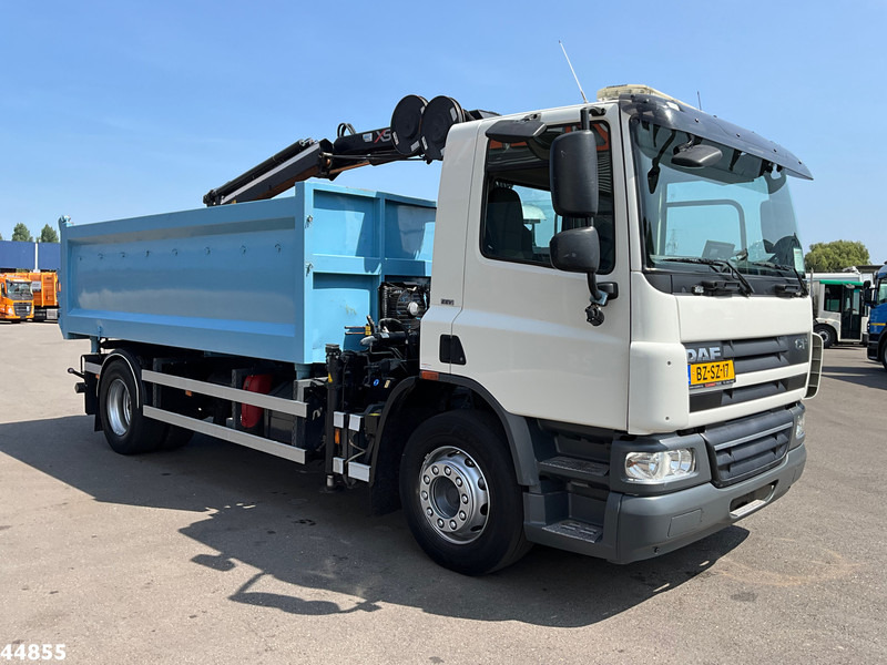 DAF FA 65 CF 250 Hiab 8 Tonmeter laadkraan - Camión volquete, Camión grúa: foto 4 DAF FA 65 CF 250 Hiab 8 Tonmeter laadkraan - Camión volquete, Camión grúa: foto 4