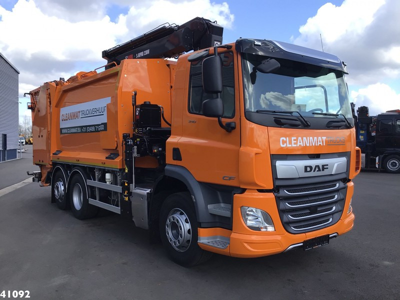 DAF FAN CF 340 Hiab 23 ton/meter laadkraan Welvaarts weighing system - Camión de basura: foto 4 DAF FAN CF 340 Hiab 23 ton/meter laadkraan Welvaarts weighing system - Camión de basura: foto 4