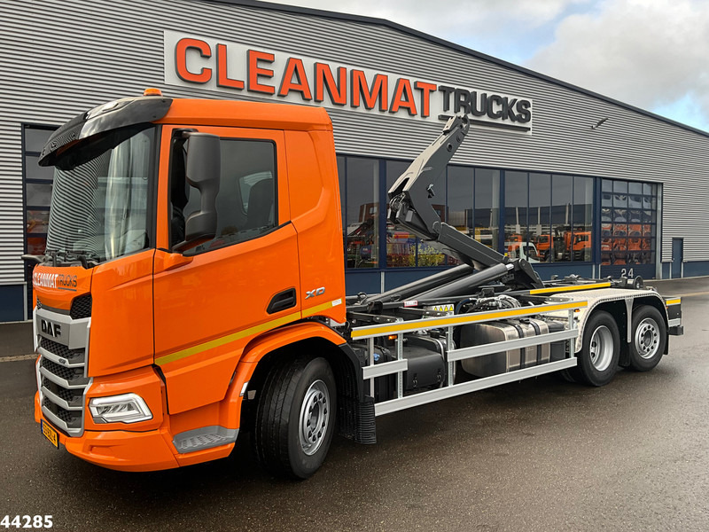 DAF FAN XD 450 Euro 6 VDL 21 Ton Schuif-knik haakarmsysteem - Camión multibasculante: foto 1 DAF FAN XD 450 Euro 6 VDL 21 Ton Schuif-knik haakarmsysteem - Camión multibasculante: foto 1