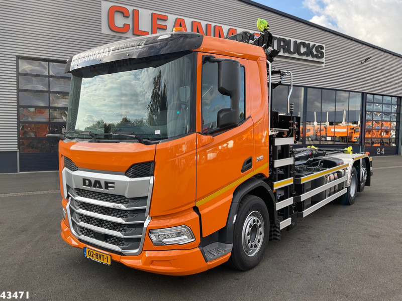 DAF FAN XD 450 Hiab 23 Tonmeter laadkraan - Camión multibasculante, Camión grúa: foto 2 DAF FAN XD 450 Hiab 23 Tonmeter laadkraan - Camión multibasculante, Camión grúa: foto 2
