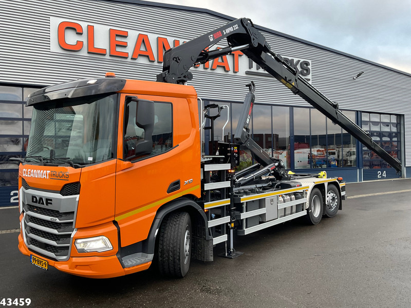 DAF FAN XD 450 Hiab 23 Tonmeter laadkraan - Camión multibasculante, Camión grúa: foto 1 DAF FAN XD 450 Hiab 23 Tonmeter laadkraan - Camión multibasculante, Camión grúa: foto 1