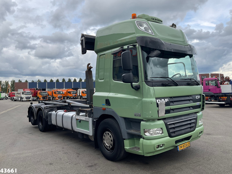 DAF FAS 85 CF 410 VDL 21 Ton haakarmsysteem - Camión multibasculante: foto 3 DAF FAS 85 CF 410 VDL 21 Ton haakarmsysteem - Camión multibasculante: foto 3