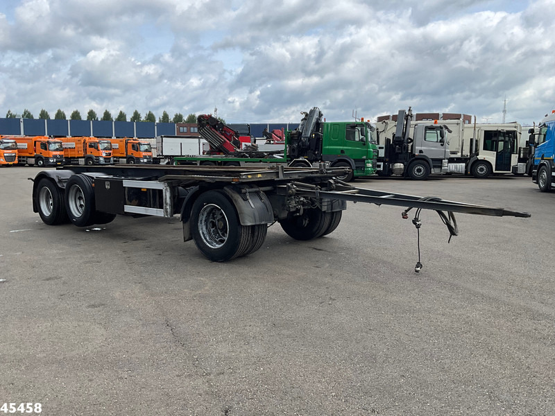 Ligthart 3-assige container aanhangwagen - Remolque portacontenedore/ Intercambiable: foto 2 Ligthart 3-assige container aanhangwagen - Remolque portacontenedore/ Intercambiable: foto 2