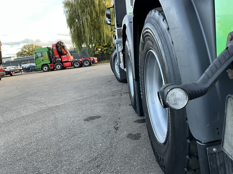 MAN TGA 41.440 8x4 Full Steel AJK 26 Ton haakarmsysteem + Laadplateau met Hiab 28 Tonmeter laadkraan - Camión multibasculante: foto 4 MAN TGA 41.440 8x4 Full Steel AJK 26 Ton haakarmsysteem + Laadplateau met Hiab 28 Tonmeter laadkraan - Camión multibasculante: foto 4