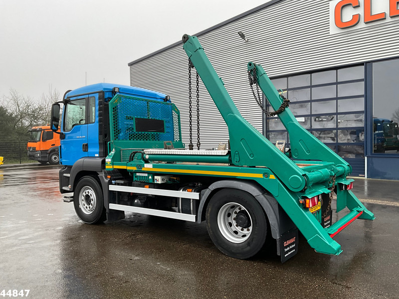 MAN TGS 18.420 Euro 6 Retarder VDL 13 Ton portaalarmsysteem - Camión portacontenedor de cadenas: foto 4 MAN TGS 18.420 Euro 6 Retarder VDL 13 Ton portaalarmsysteem - Camión portacontenedor de cadenas: foto 4