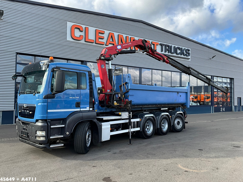 MAN TGS 35.440 8x4 HMF 17 Tonmeter laadkraan - Camión multibasculante: foto 1 MAN TGS 35.440 8x4 HMF 17 Tonmeter laadkraan - Camión multibasculante: foto 1