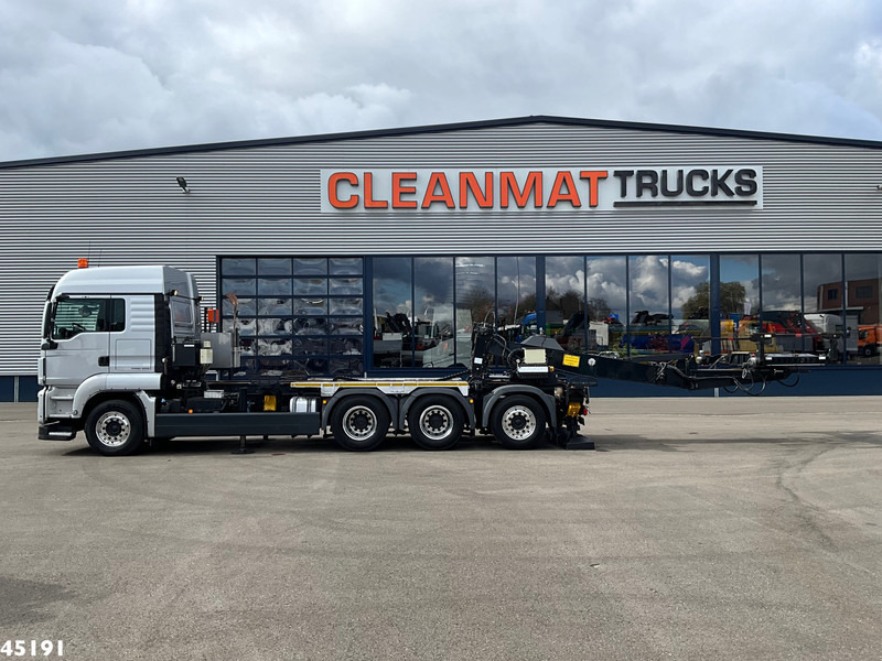 MAN TGS 35.480 Euro 6 8x4 Deuringer Garagetransporter - Camión portacontenedore/ Intercambiable: foto 3 MAN TGS 35.480 Euro 6 8x4 Deuringer Garagetransporter - Camión portacontenedore/ Intercambiable: foto 3