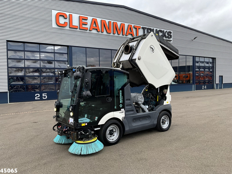 Mathieu MC 210 Azura Flex Euro 6 Just 8.800 km! - Barredora vial: foto 2 Mathieu MC 210 Azura Flex Euro 6 Just 8.800 km! - Barredora vial: foto 2