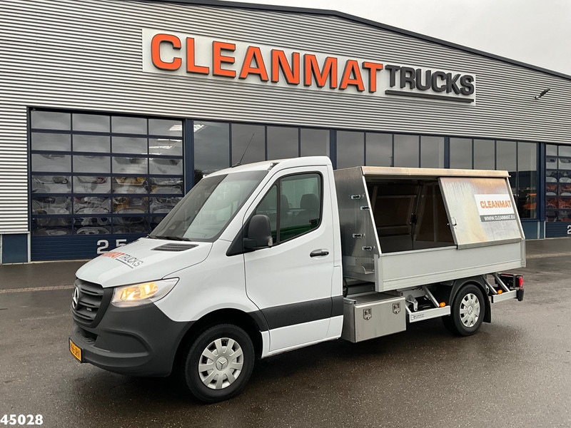 Mercedes-Benz Sprinter 317 1.9 CDI Veeg-vuil kipper - Camión volquete: foto 2 Mercedes-Benz Sprinter 317 1.9 CDI Veeg-vuil kipper - Camión volquete: foto 2