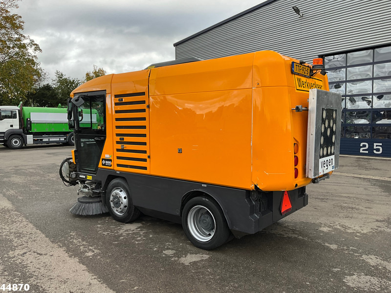 Ravo 540 with 3-rd brush - Barredora vial: foto 4 Ravo 540 with 3-rd brush - Barredora vial: foto 4