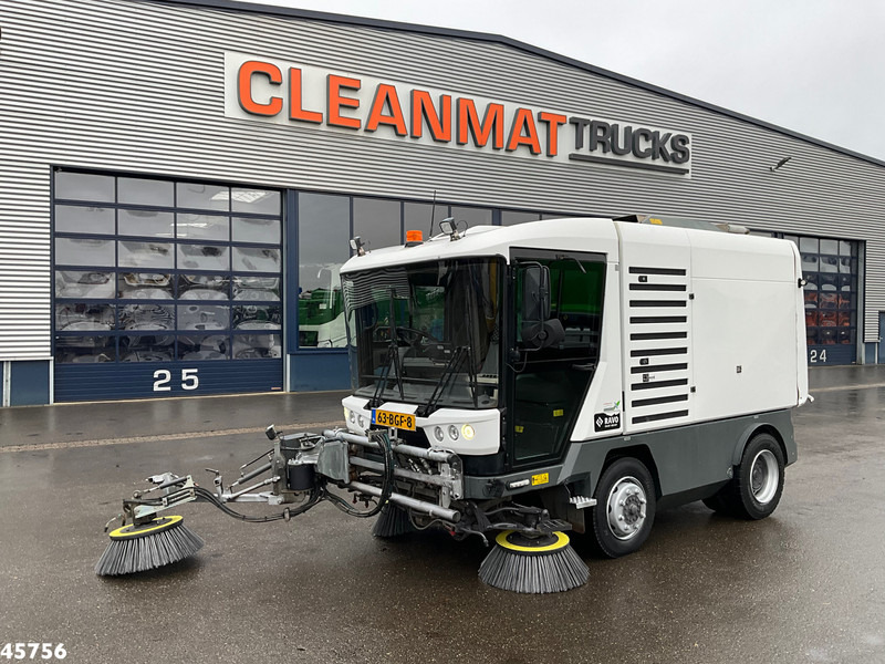 Ravo 580 with 3-rd brush - Barredora vial: foto 2 Ravo 580 with 3-rd brush - Barredora vial: foto 2