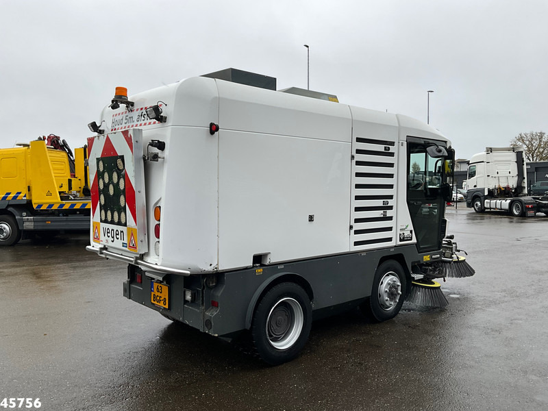 Ravo 580 with 3-rd brush - Barredora vial: foto 5 Ravo 580 with 3-rd brush - Barredora vial: foto 5