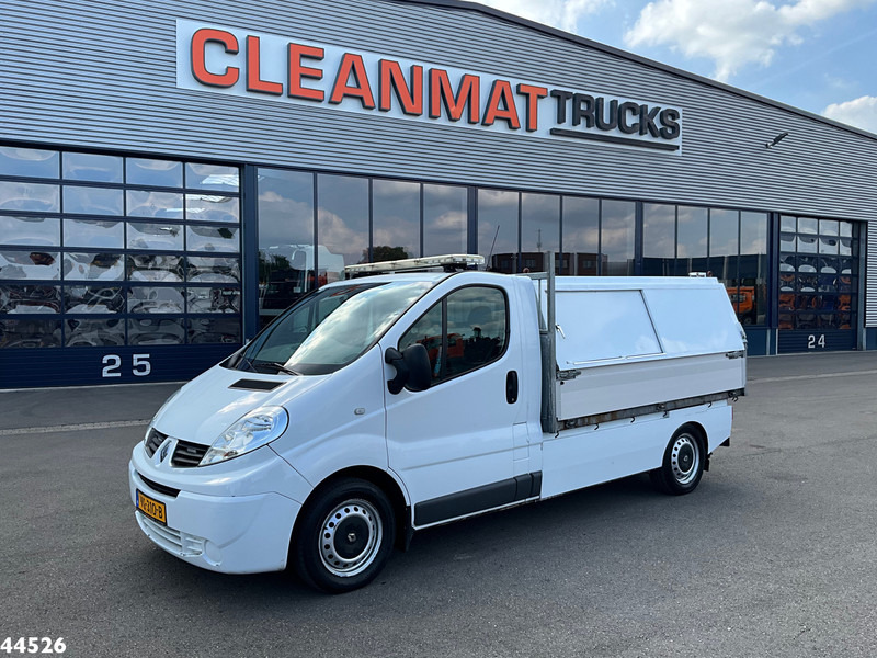 Renault Trafic 2.0 dCi Veeg-vuil kipper - Camión de basura: foto 2 Renault Trafic 2.0 dCi Veeg-vuil kipper - Camión de basura: foto 2