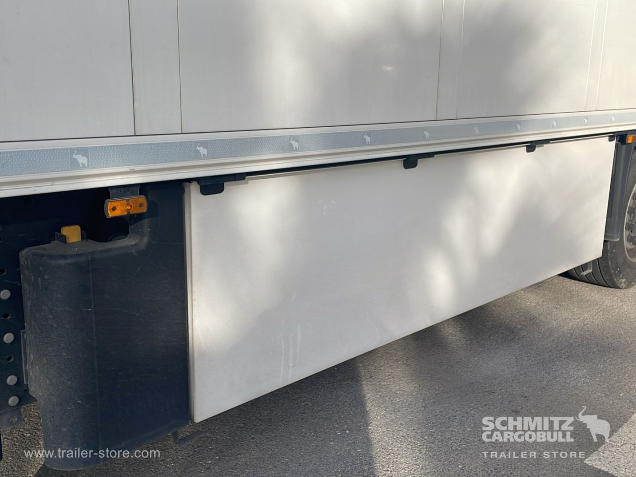 SCHMITZ Semiremolque Frigo Standard - Semirremolque isotérmico: foto 3 SCHMITZ Semiremolque Frigo Standard - Semirremolque isotérmico: foto 3