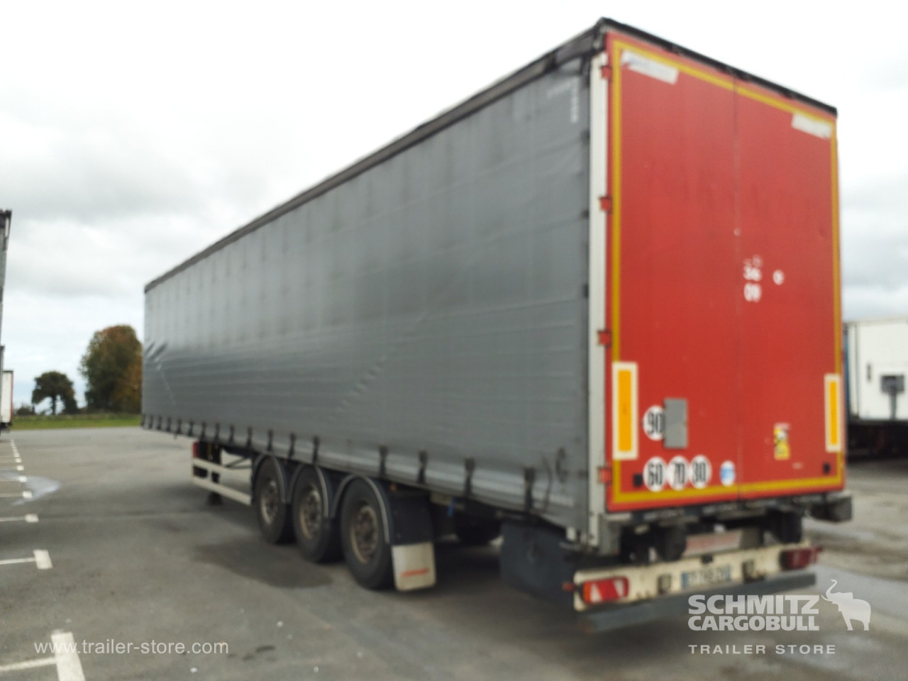 FRUEHAUF Curtainsider Standard - Semirremolque lona: foto 3 FRUEHAUF Curtainsider Standard - Semirremolque lona: foto 3