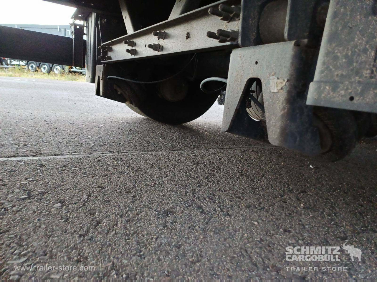SCHMITZ Auflieger Curtainsider Mega - Semirremolque lona: foto 4 SCHMITZ Auflieger Curtainsider Mega - Semirremolque lona: foto 4