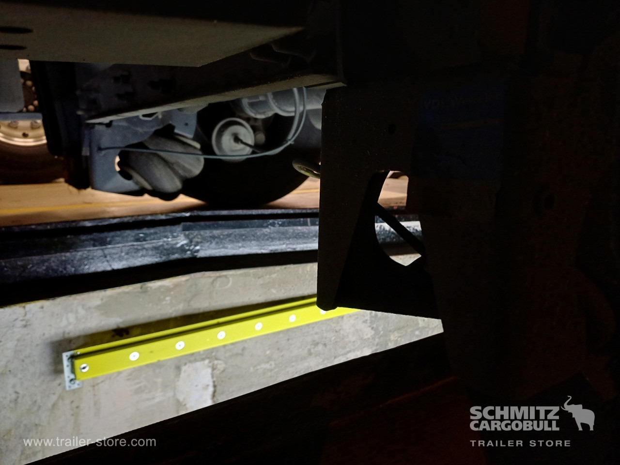 SCHMITZ Auflieger Curtainsider Mega - Semirremolque lona: foto 5 SCHMITZ Auflieger Curtainsider Mega - Semirremolque lona: foto 5