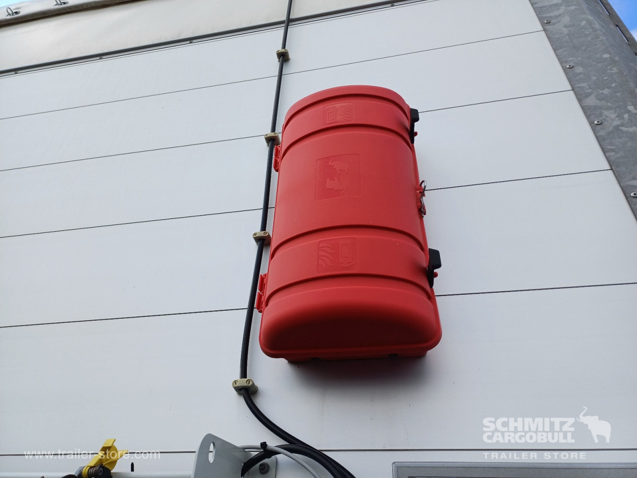 SCHMITZ Auflieger Curtainsider Standard - Semirremolque lona: foto 4 SCHMITZ Auflieger Curtainsider Standard - Semirremolque lona: foto 4