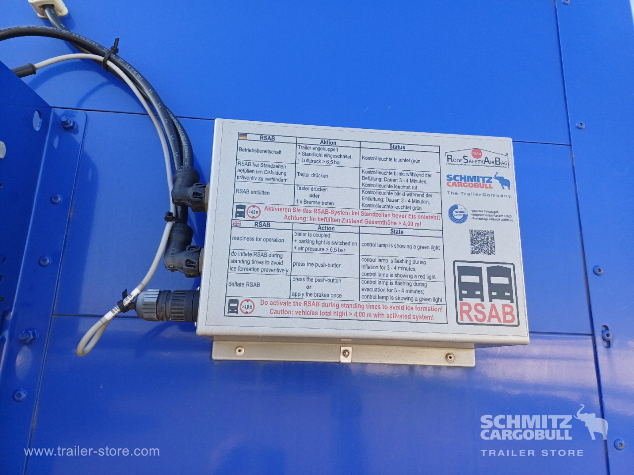 SCHMITZ Auflieger Curtainsider Standard - Semirremolque lona: foto 3 SCHMITZ Auflieger Curtainsider Standard - Semirremolque lona: foto 3