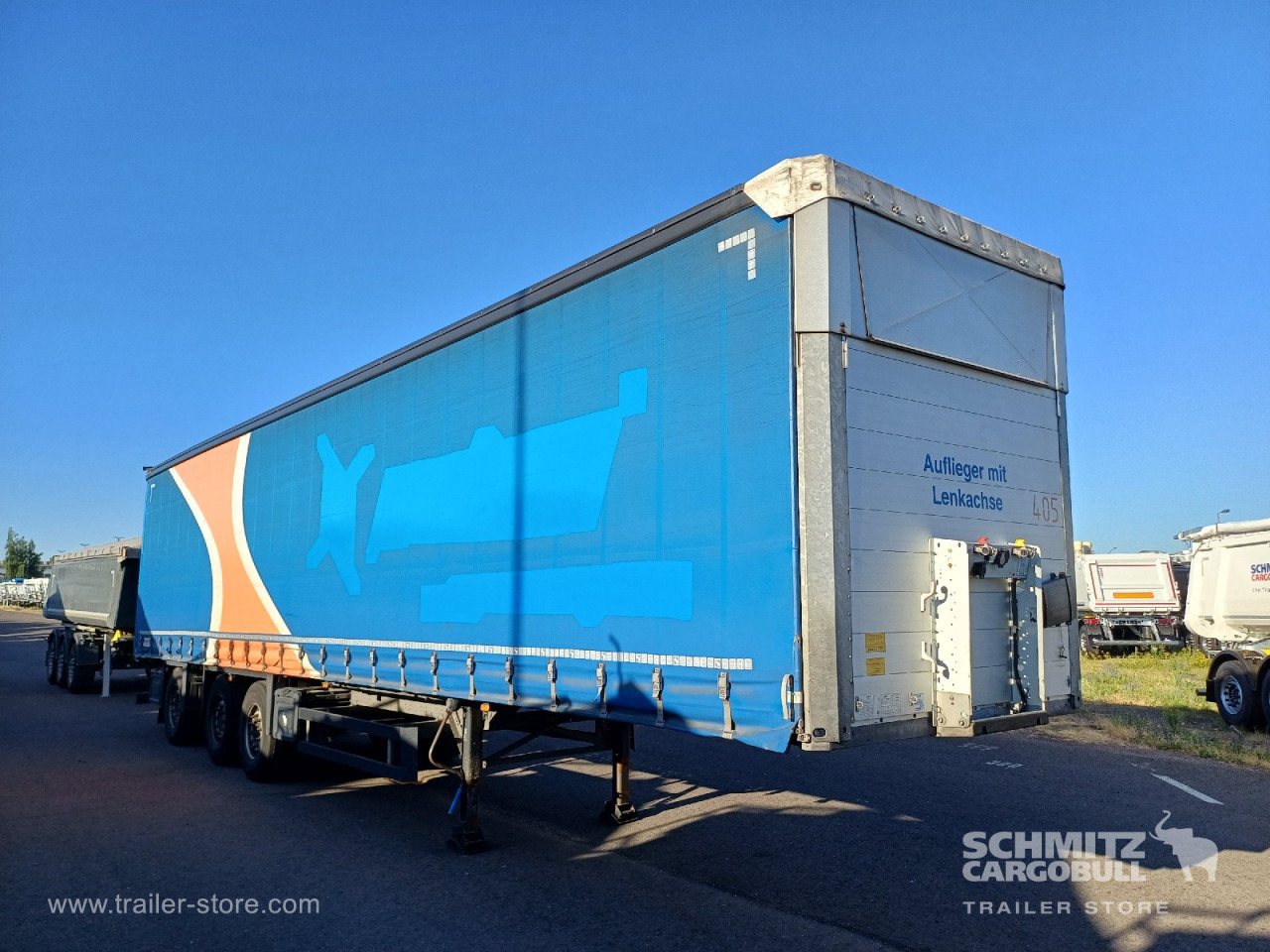 SCHMITZ Auflieger Curtainsider Standard Forklift holder - Semirremolque lona: foto 1 SCHMITZ Auflieger Curtainsider Standard Forklift holder - Semirremolque lona: foto 1