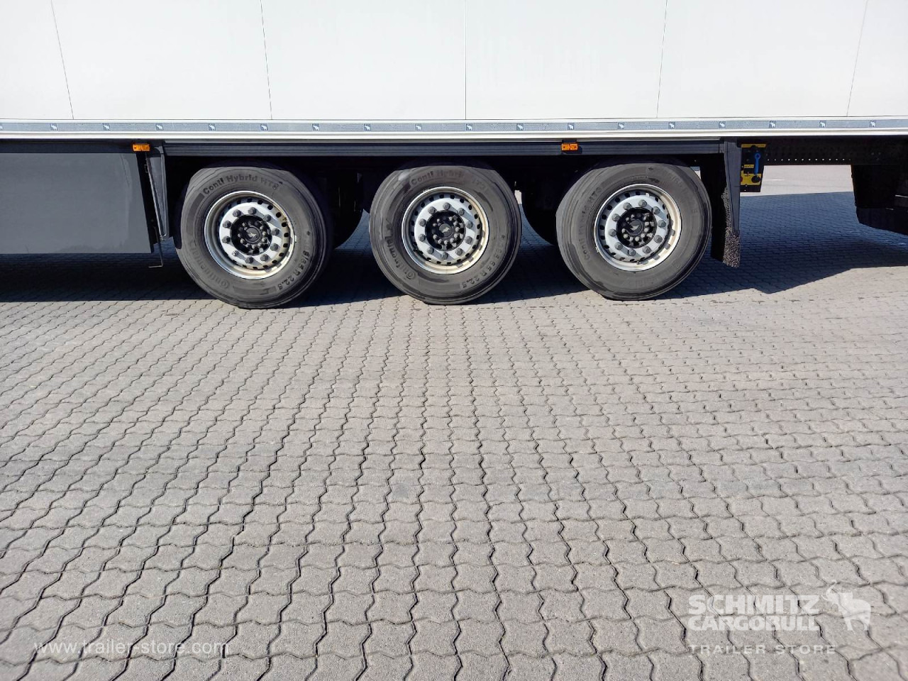 SCHMITZ Auflieger Tiefkühler Standard Double deck - Semirremolque isotérmico: foto 2 SCHMITZ Auflieger Tiefkühler Standard Double deck - Semirremolque isotérmico: foto 2