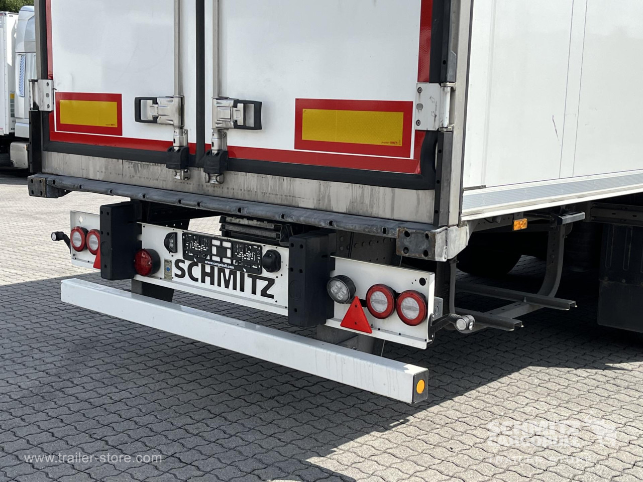 SCHMITZ Auflieger Tiefkühler Standard Double deck - Semirremolque isotérmico: foto 3 SCHMITZ Auflieger Tiefkühler Standard Double deck - Semirremolque isotérmico: foto 3