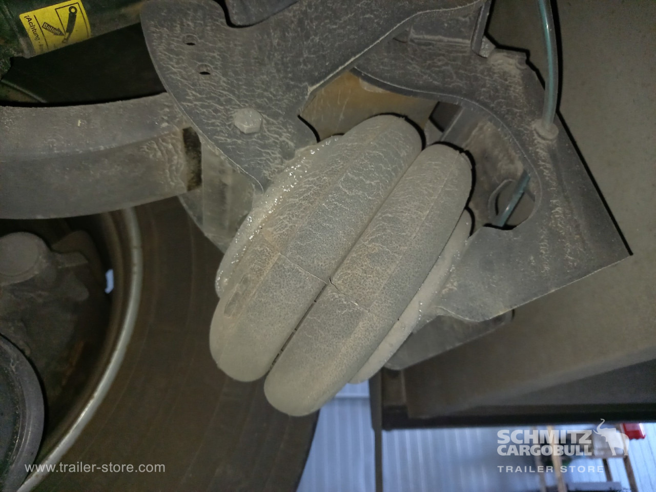 SCHMITZ Auflieger Tiefkühler Standard Double deck - Semirremolque isotérmico: foto 3 SCHMITZ Auflieger Tiefkühler Standard Double deck - Semirremolque isotérmico: foto 3