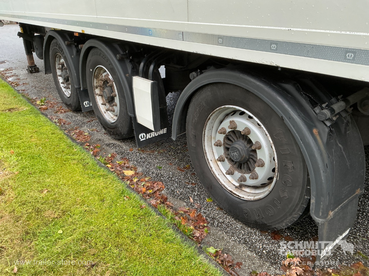 KRONE Auflieger Tiefkühlkoffer Standard Taillift - Semirremolque isotérmico: foto 5 KRONE Auflieger Tiefkühlkoffer Standard Taillift - Semirremolque isotérmico: foto 5