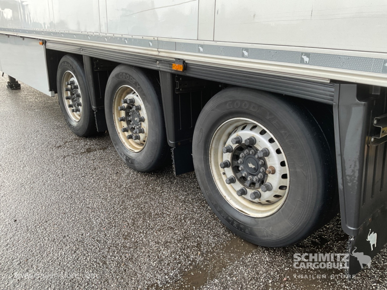 SCHMITZ Reefer Multitemp Double deck - Semirremolque isotérmico: foto 5 SCHMITZ Reefer Multitemp Double deck - Semirremolque isotérmico: foto 5