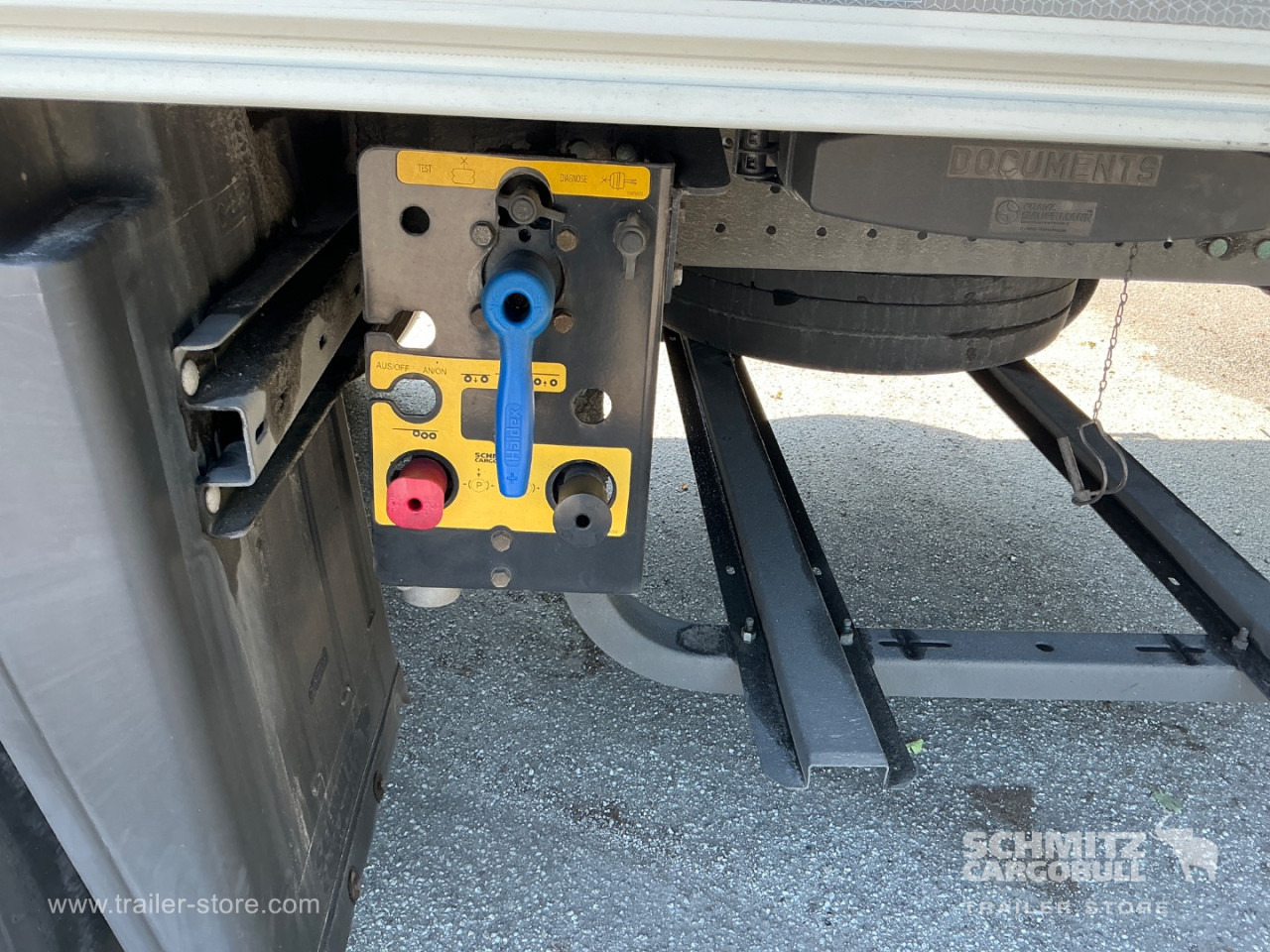 Semirremolque isotérmico SCHMITZ Reefer Multitemp Double deck: foto 7 Semirremolque isotérmico SCHMITZ Reefer Multitemp Double deck: foto 7