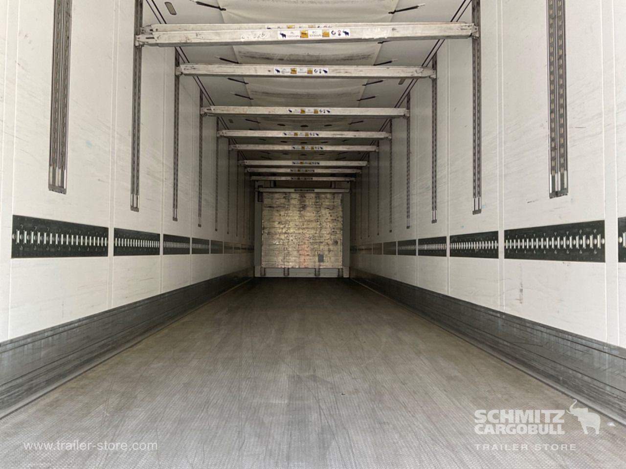 SCHMITZ Reefer Standard Double deck - Semirremolque isotérmico: foto 2 SCHMITZ Reefer Standard Double deck - Semirremolque isotérmico: foto 2