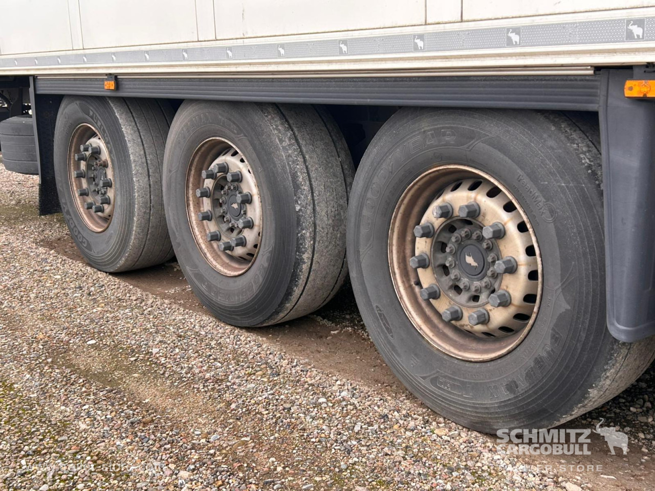 SCHMITZ Reefer Standard Double deck - Semirremolque isotérmico: foto 5 SCHMITZ Reefer Standard Double deck - Semirremolque isotérmico: foto 5