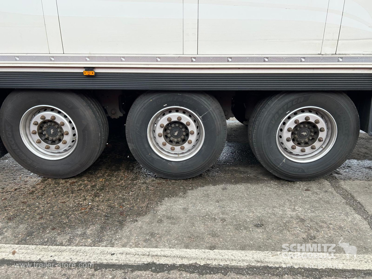 SCHMITZ Reefer Standard - Semirremolque isotérmico: foto 4 SCHMITZ Reefer Standard - Semirremolque isotérmico: foto 4