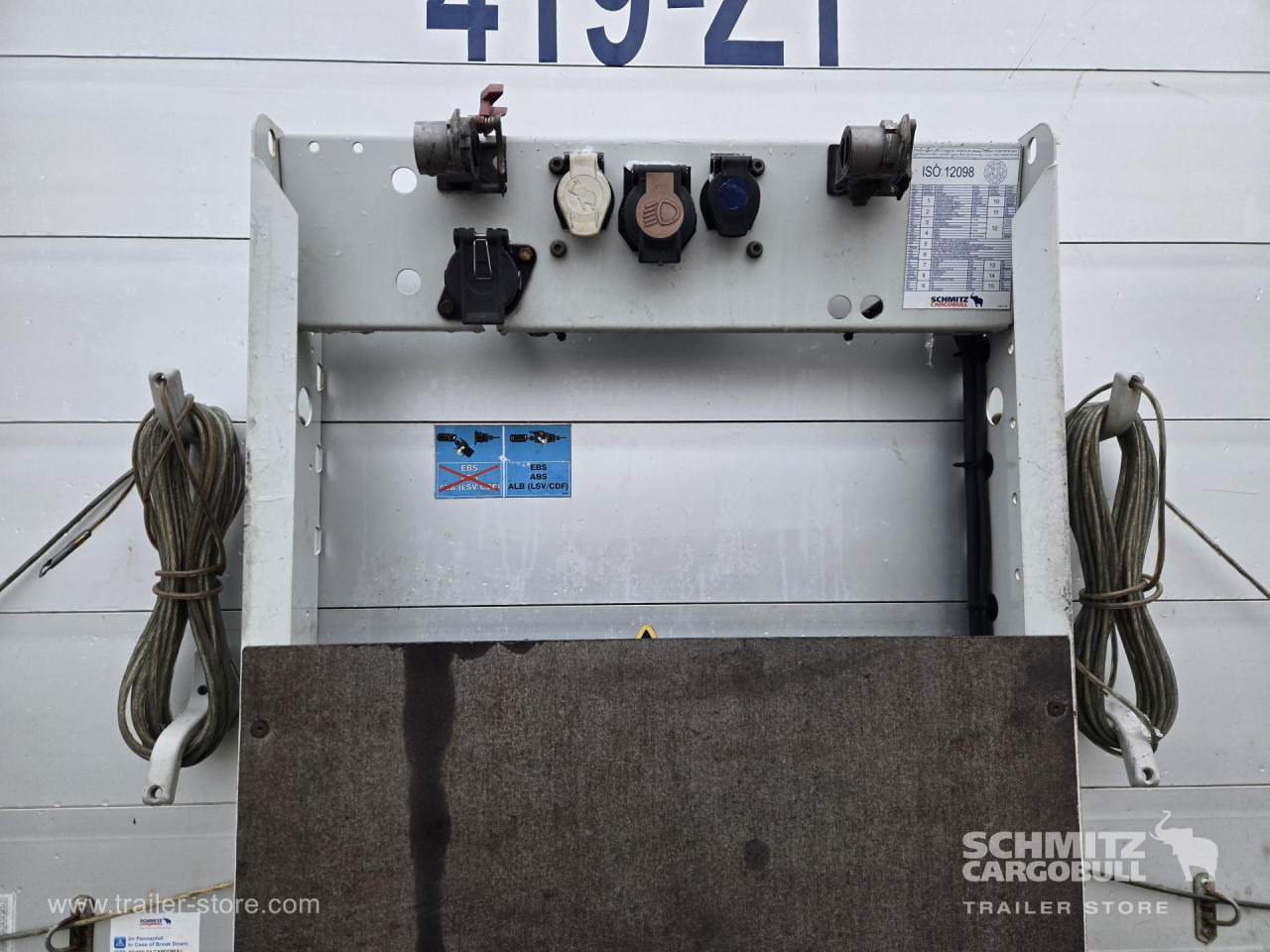 SCHMITZ Curtainsider Varios - Semirremolque lona: foto 4 SCHMITZ Curtainsider Varios - Semirremolque lona: foto 4