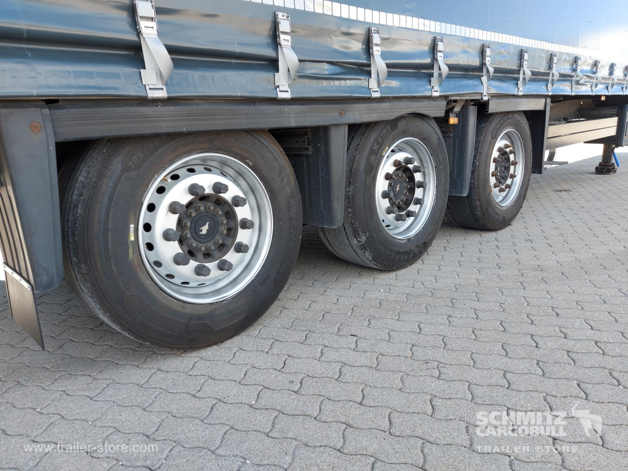 SCHMITZ Curtainsider Mega - Semirremolque lona: foto 3 SCHMITZ Curtainsider Mega - Semirremolque lona: foto 3