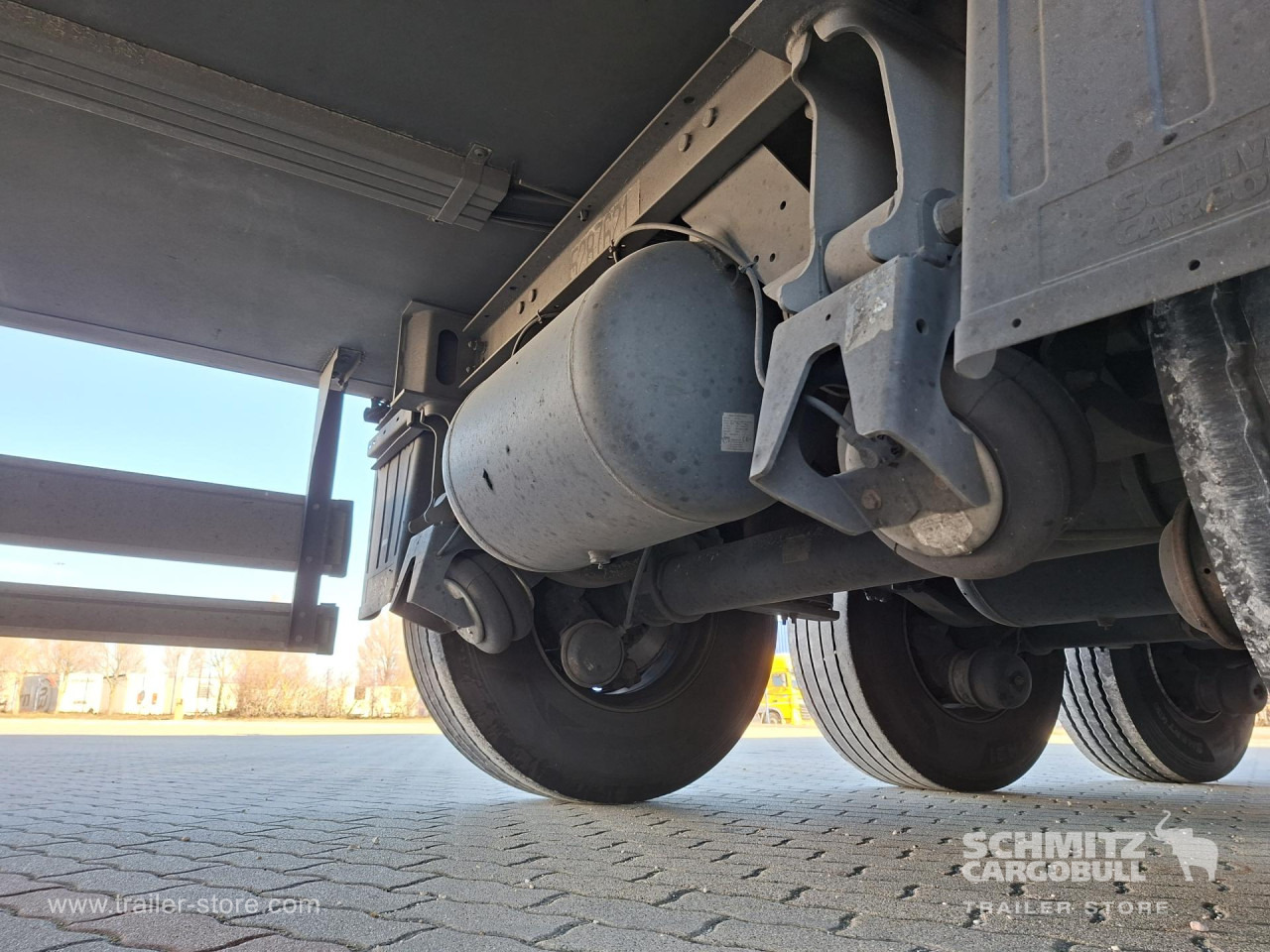 SCHMITZ Reefer Multitemp - Semirremolque isotérmico: foto 4 SCHMITZ Reefer Multitemp - Semirremolque isotérmico: foto 4