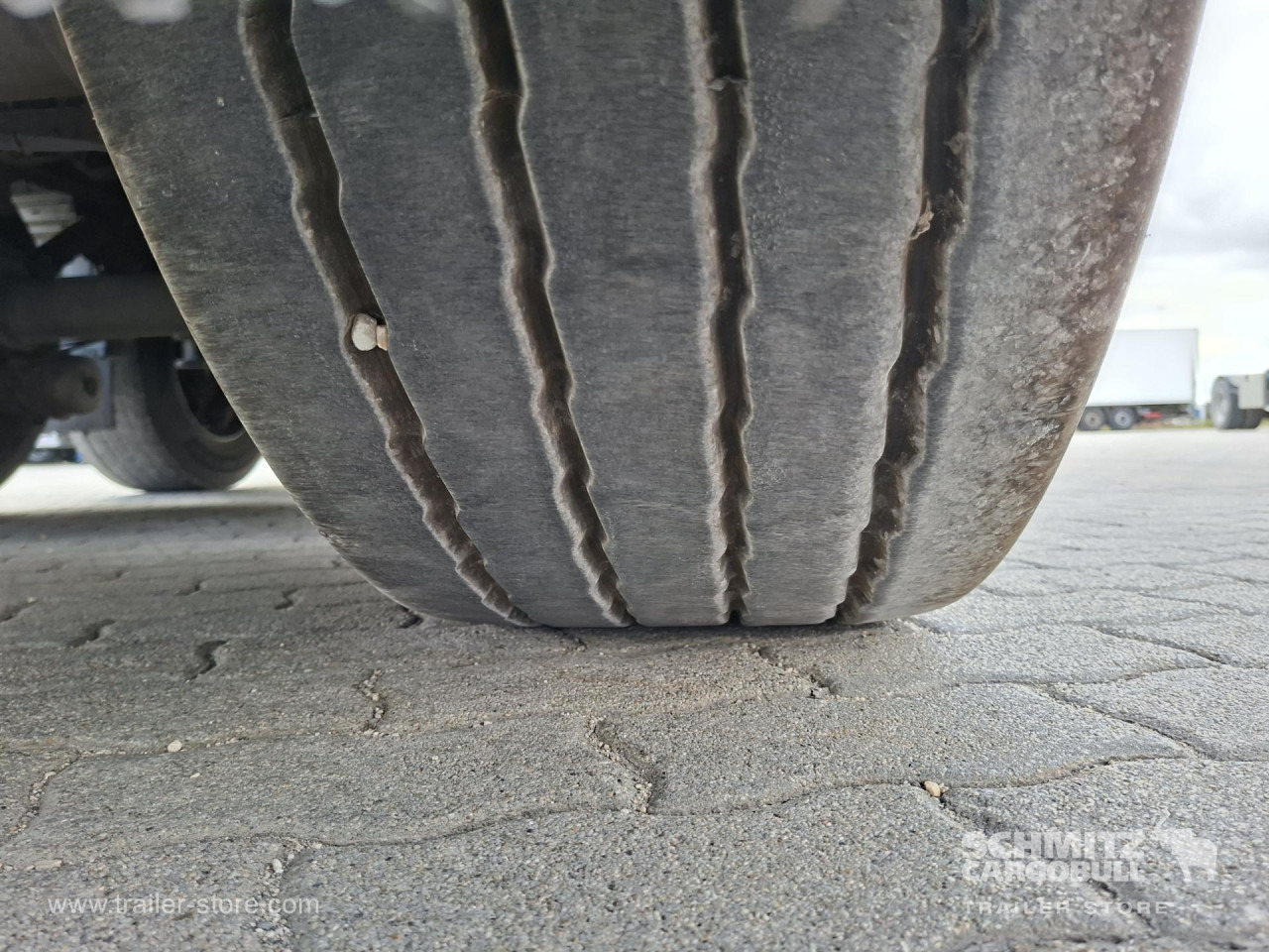 SCHMITZ Reefer Multitemp - Semirremolque isotérmico: foto 3 SCHMITZ Reefer Multitemp - Semirremolque isotérmico: foto 3