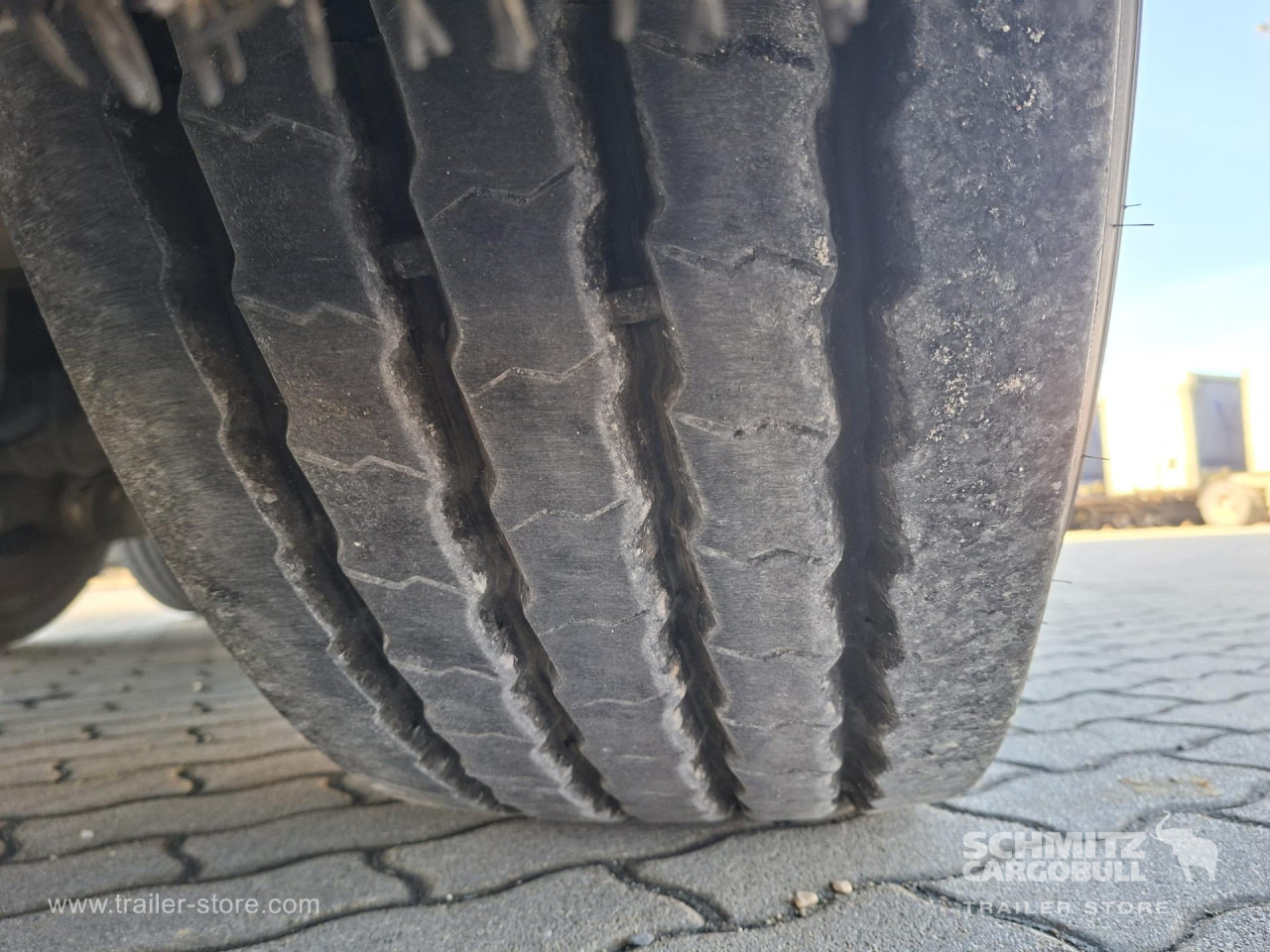 SCHMITZ Reefer Multitemp - Semirremolque isotérmico: foto 5 SCHMITZ Reefer Multitemp - Semirremolque isotérmico: foto 5