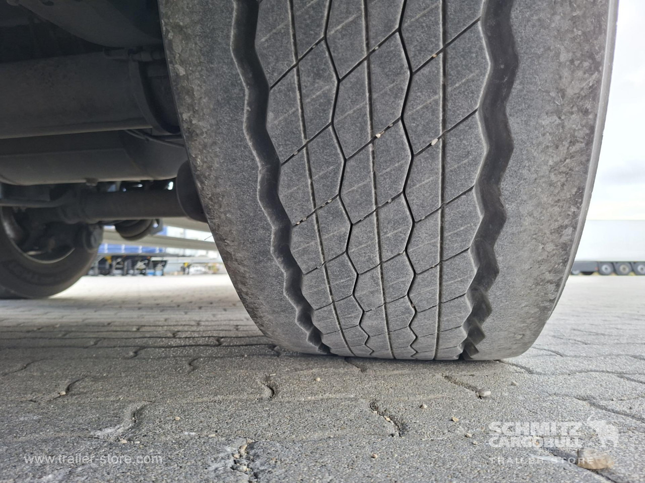 SCHMITZ Reefer Multitemp - Semirremolque isotérmico: foto 4 SCHMITZ Reefer Multitemp - Semirremolque isotérmico: foto 4