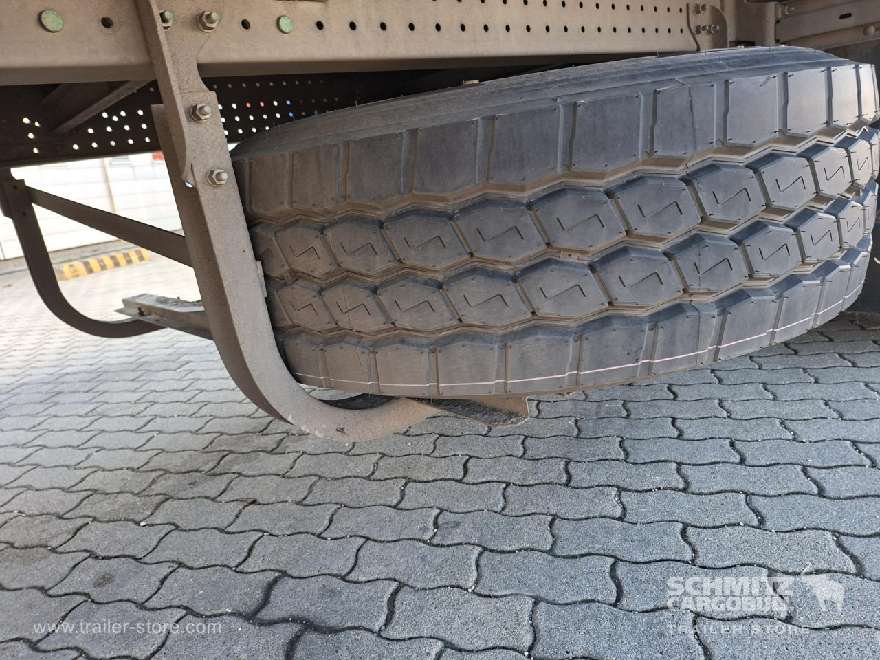 SCHMITZ Reefer Multitemp - Semirremolque isotérmico: foto 5 SCHMITZ Reefer Multitemp - Semirremolque isotérmico: foto 5