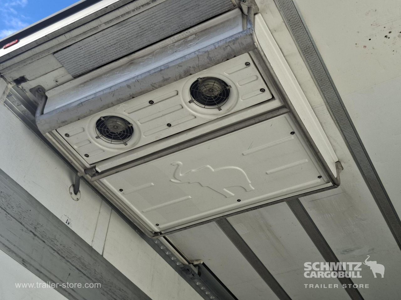 SCHMITZ Reefer Multitemp - Semirremolque isotérmico: foto 2 SCHMITZ Reefer Multitemp - Semirremolque isotérmico: foto 2