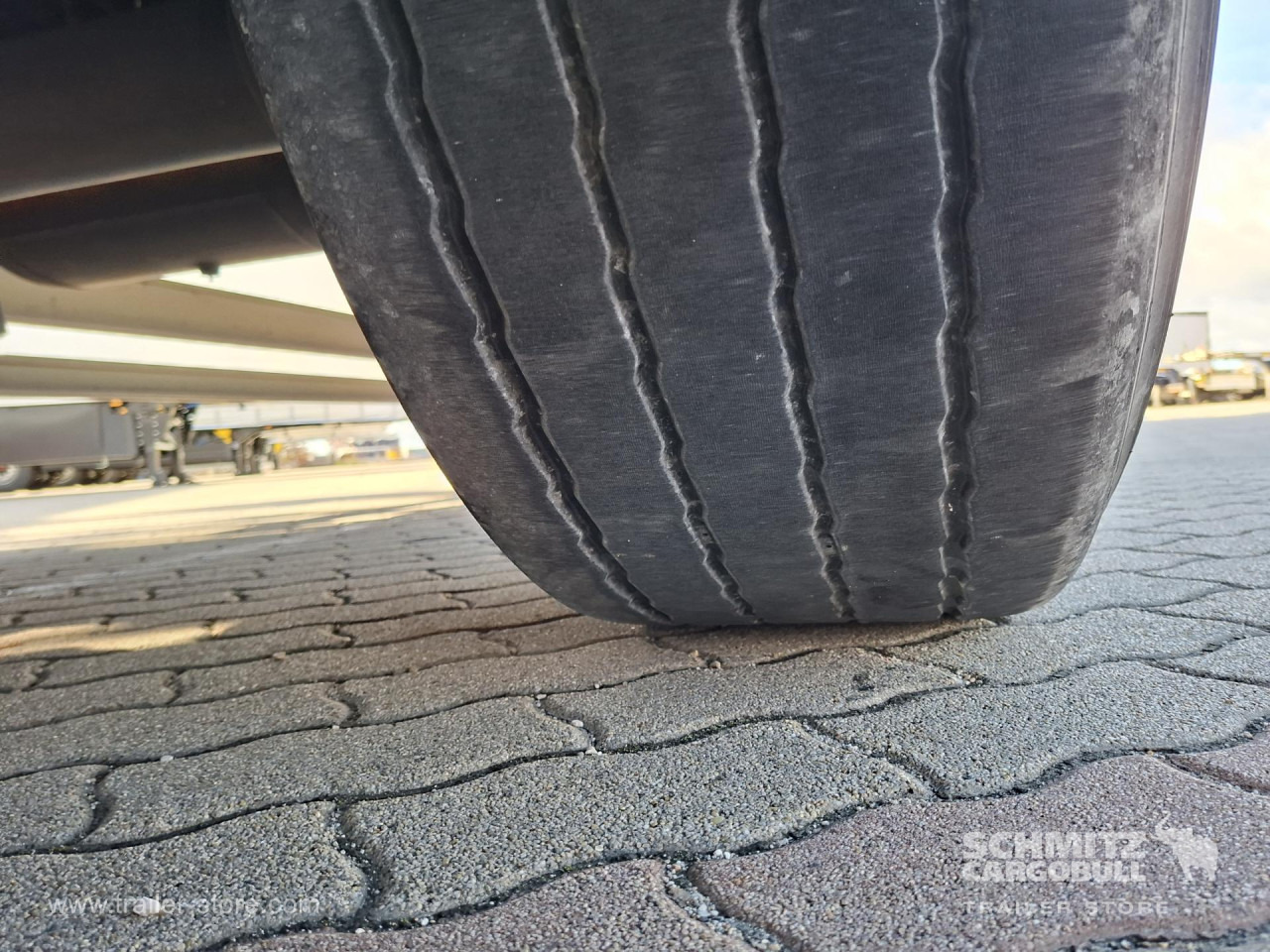 Semirremolque isotérmico SCHMITZ Reefer Multitemp: foto 15