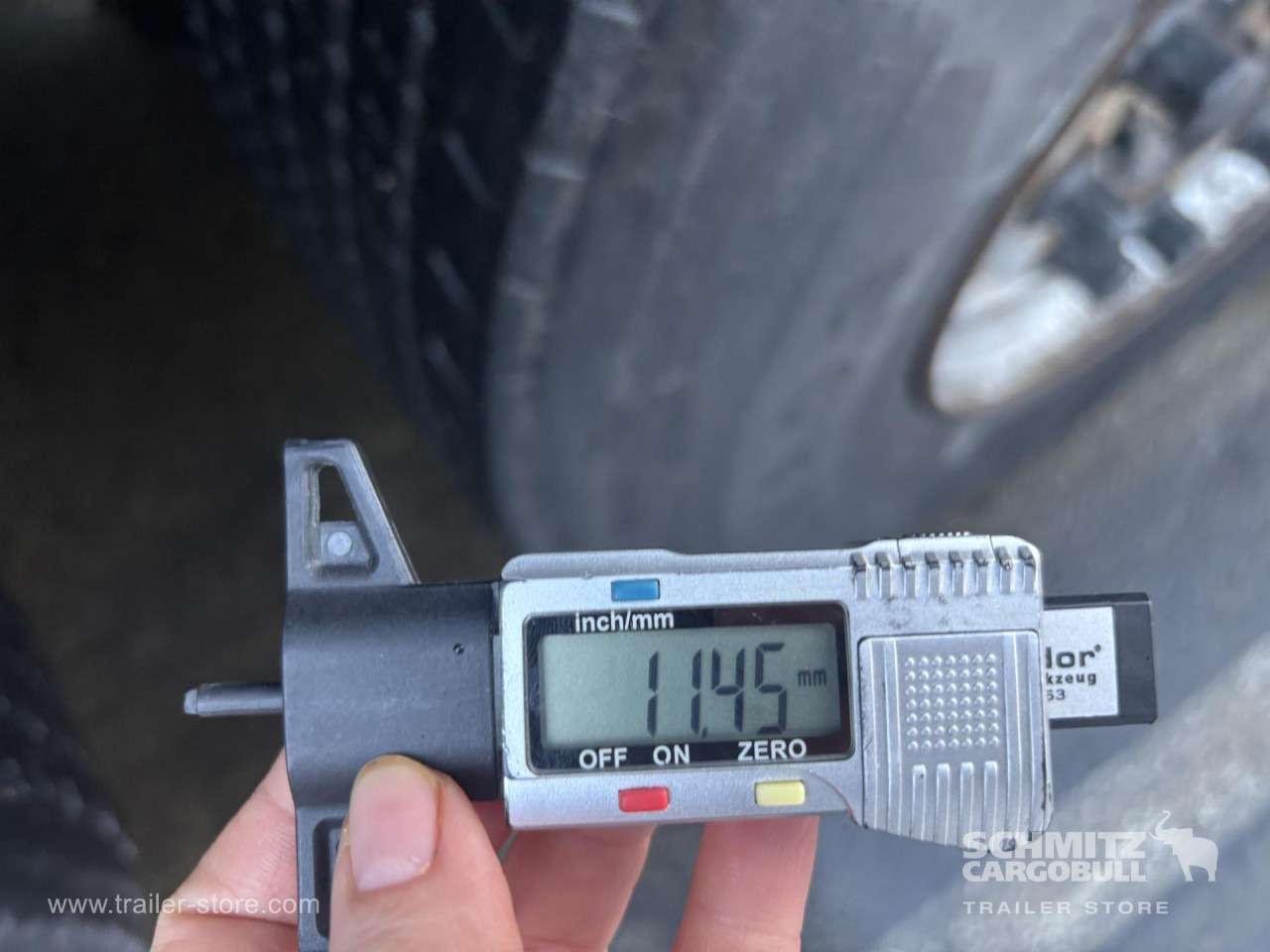 SCHMITZ Reefer Standard Double deck - Semirremolque isotérmico: foto 5 SCHMITZ Reefer Standard Double deck - Semirremolque isotérmico: foto 5