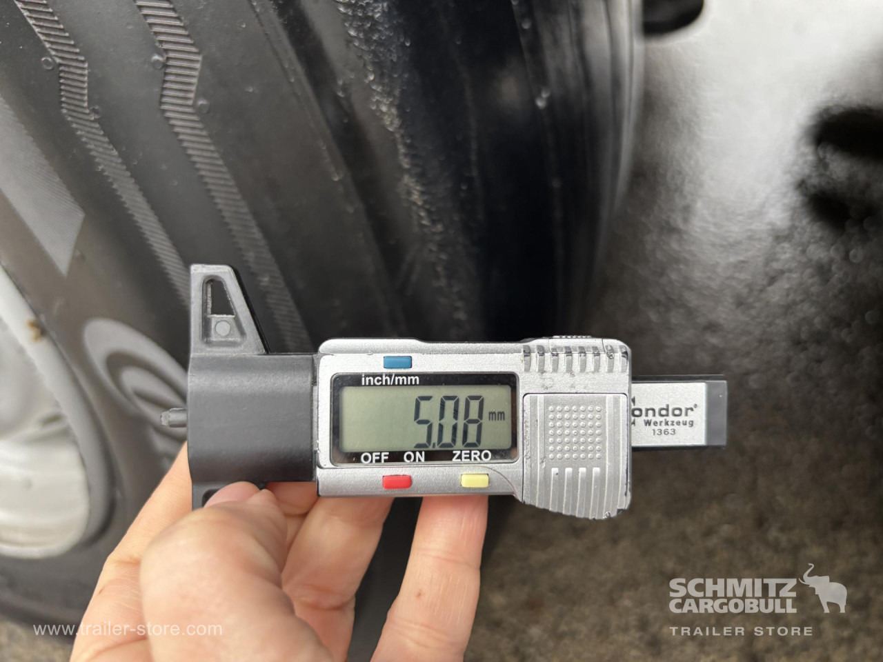 SCHMITZ Reefer Standard Double deck - Semirremolque isotérmico: foto 2 SCHMITZ Reefer Standard Double deck - Semirremolque isotérmico: foto 2