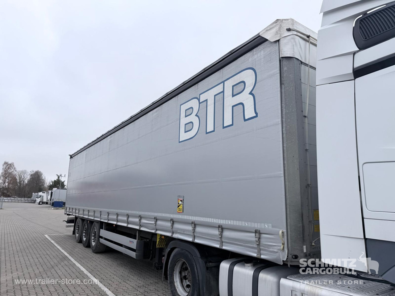 SCHMITZ Curtainsider Standard - Semirremolque lona: foto 5 SCHMITZ Curtainsider Standard - Semirremolque lona: foto 5