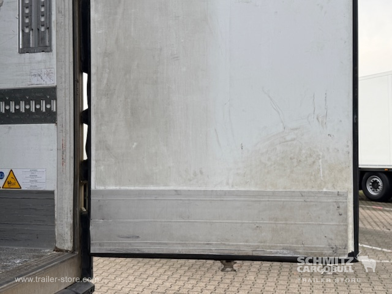 SCHMITZ Oplegger Vries Multitemp Double deck - Semirremolque isotérmico: foto 2 SCHMITZ Oplegger Vries Multitemp Double deck - Semirremolque isotérmico: foto 2