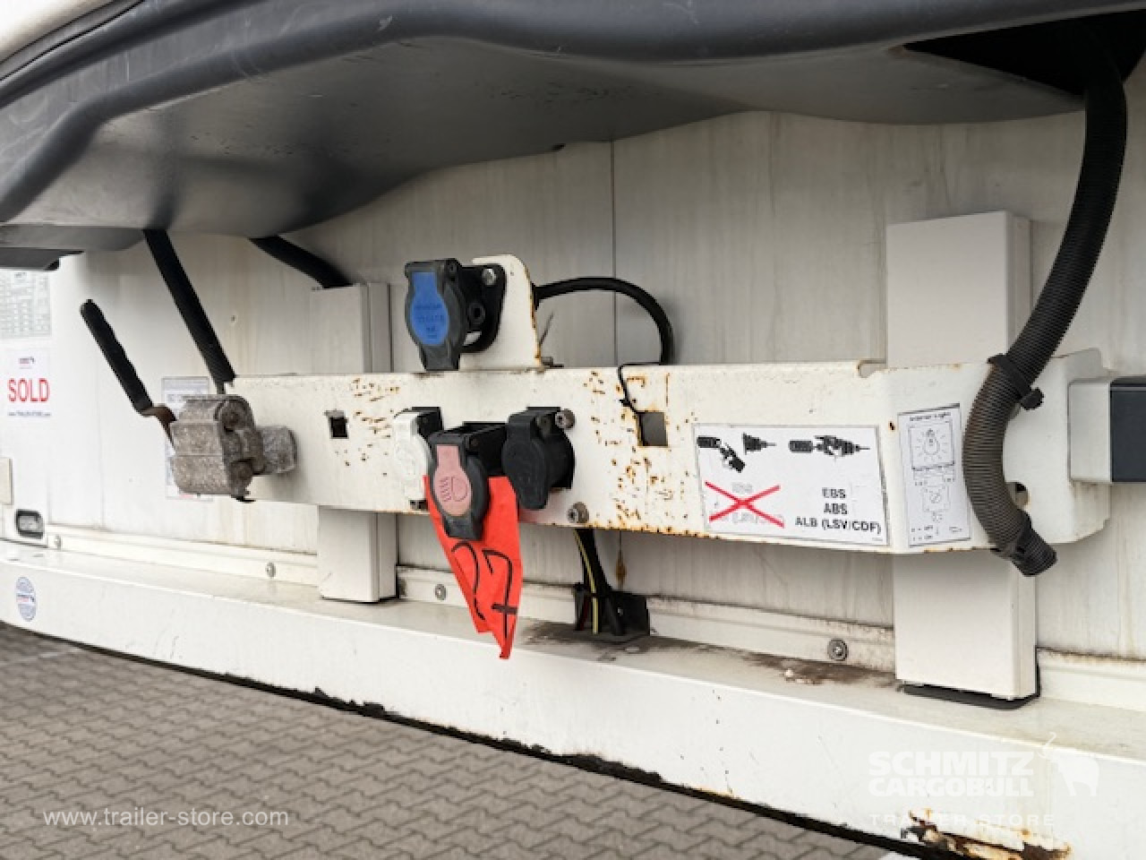 SCHMITZ Oplegger Vries Multitemp Double deck - Semirremolque isotérmico: foto 5 SCHMITZ Oplegger Vries Multitemp Double deck - Semirremolque isotérmico: foto 5