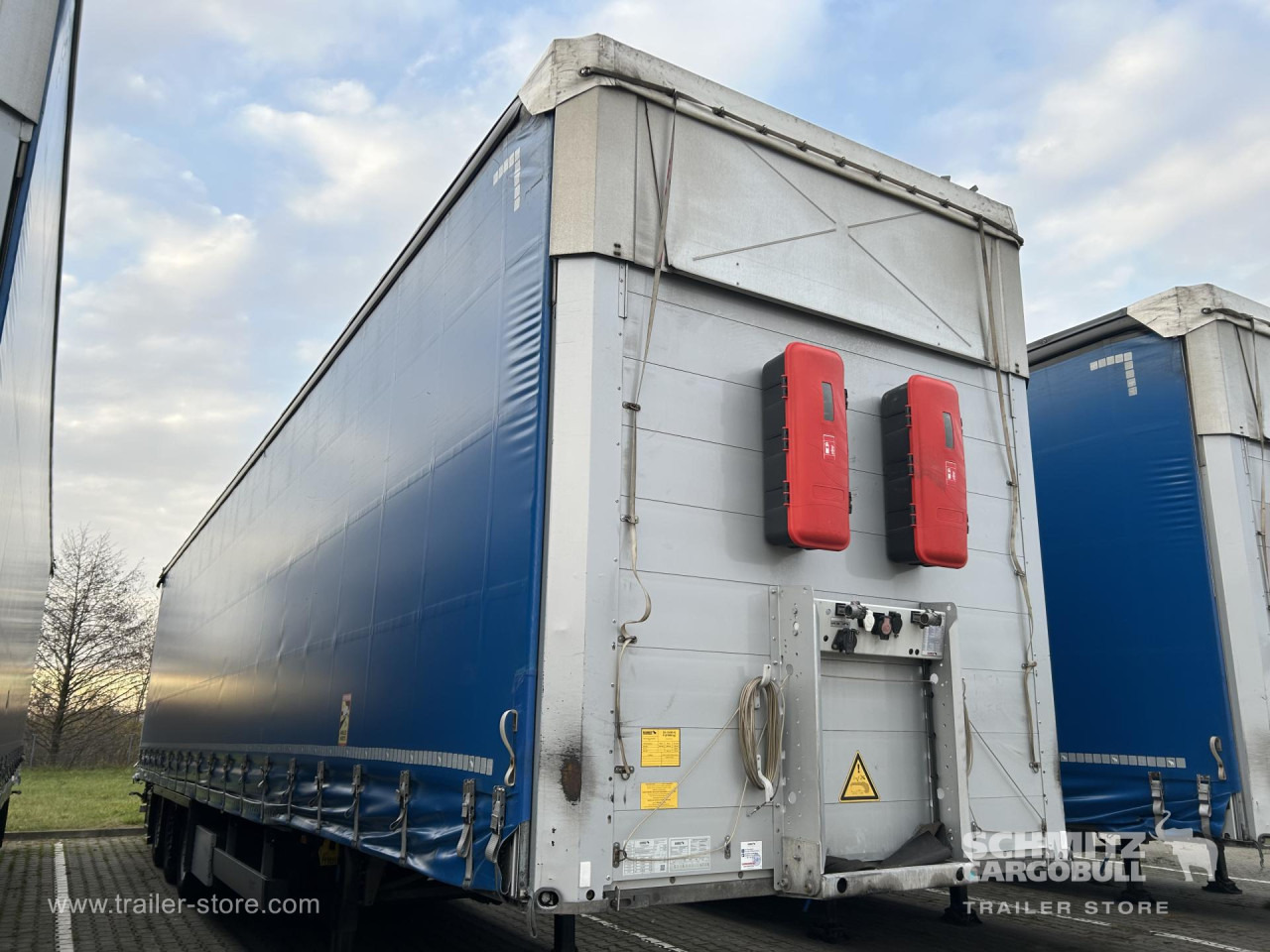 SCHMITZ Curtainsider Mega - Semirremolque lona: foto 1 SCHMITZ Curtainsider Mega - Semirremolque lona: foto 1