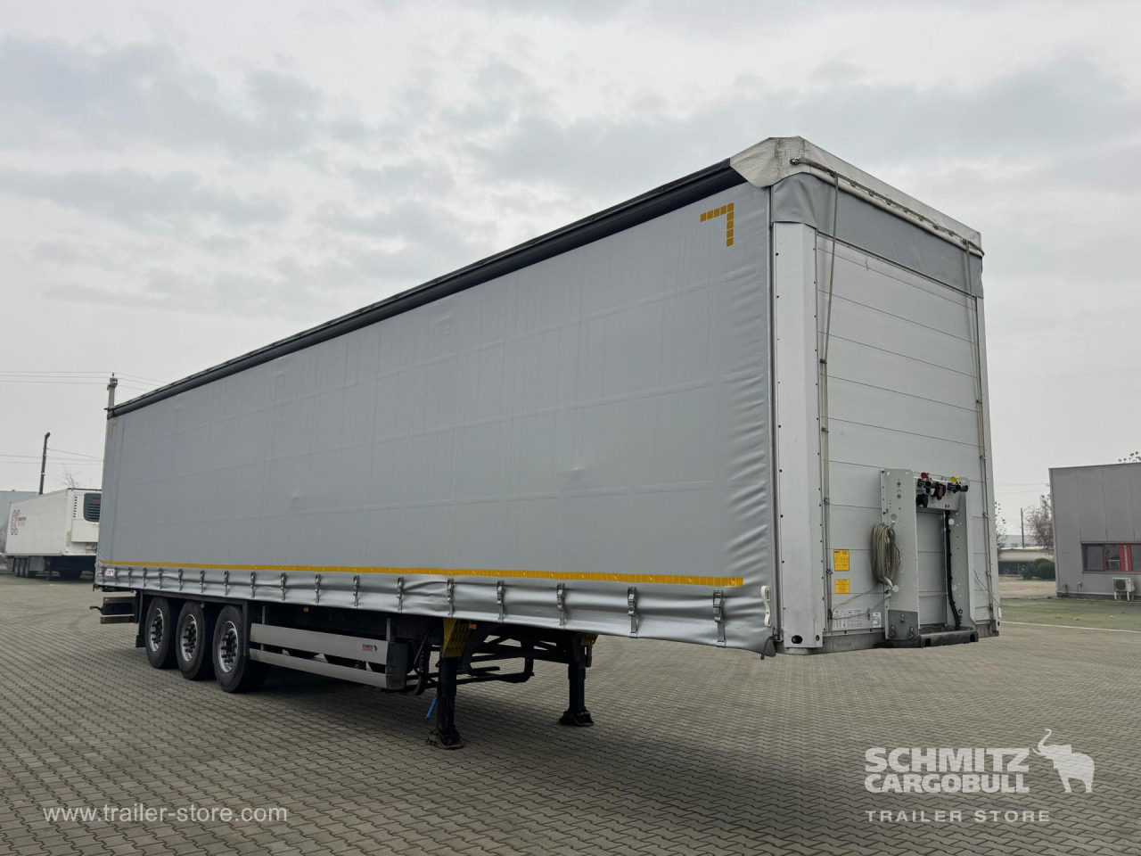 SCHMITZ Curtainsider Standard - Semirremolque lona: foto 1 SCHMITZ Curtainsider Standard - Semirremolque lona: foto 1